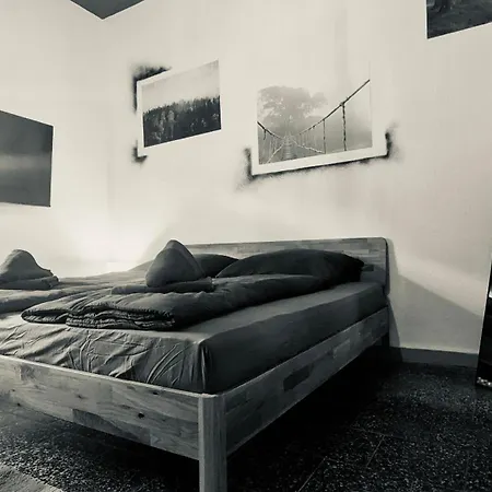 Atelier - Kunstvoll Verweilen Apartment Ichtershausen