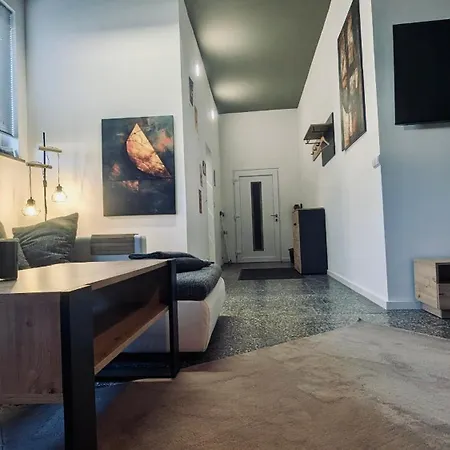 Atelier - Kunstvoll Verweilen Apartment *