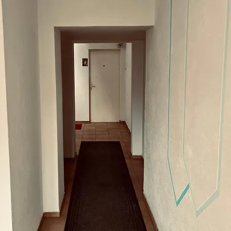 Atelier - Kunstvoll Verweilen * Ichtershausen